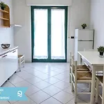 Se008 - Senigallia, Bilocale Sul Mare Con Inclusa Daire